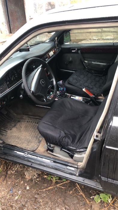 Продам авто мерс 190