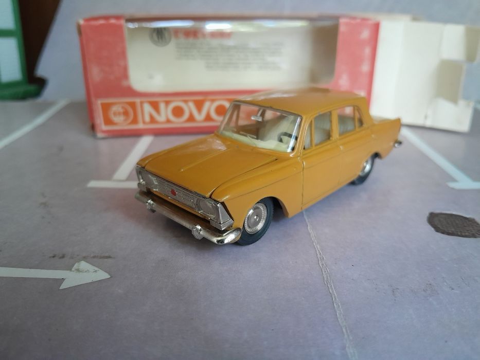 продам модель 1/43 москвич 408 А10