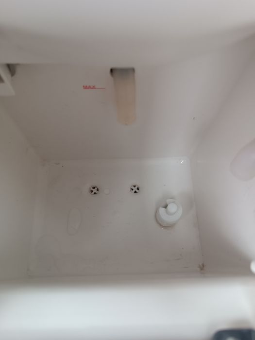 Klarstein Eiszeit Kostkarka do lodu USZKODZONA