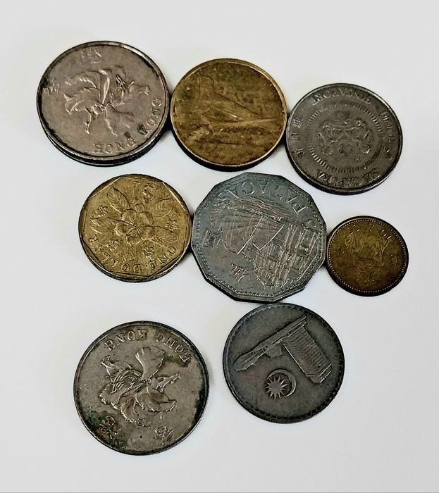 Lote de 8 moedas antigas vários países