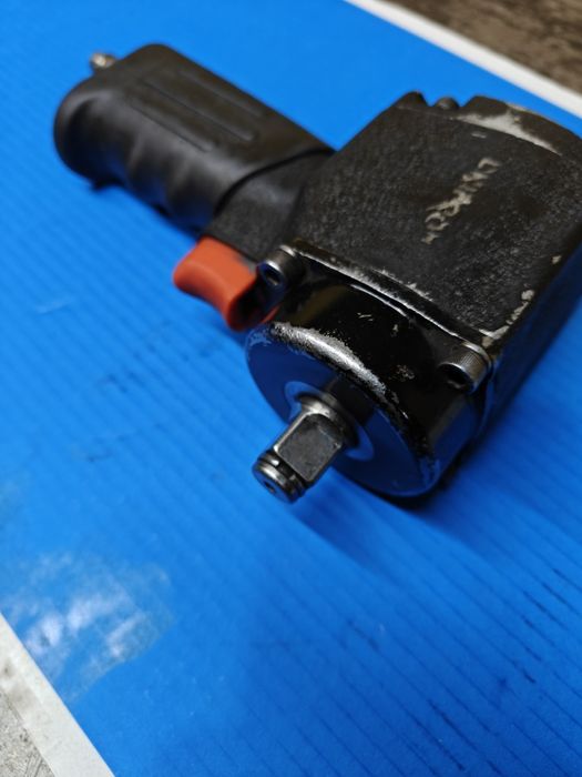 Гайковерт Дніпро м