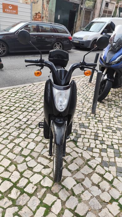 Trotinetes elétricas com pedais