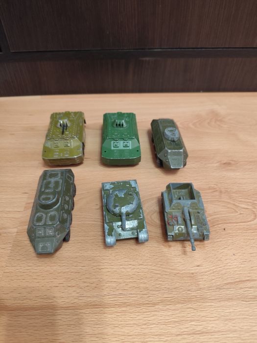Танки игрушечные советские металлические
