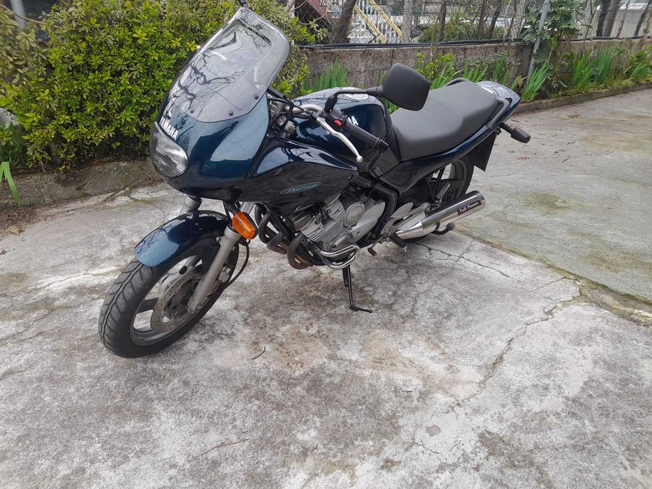 YAMAHA Moto Diversion 600