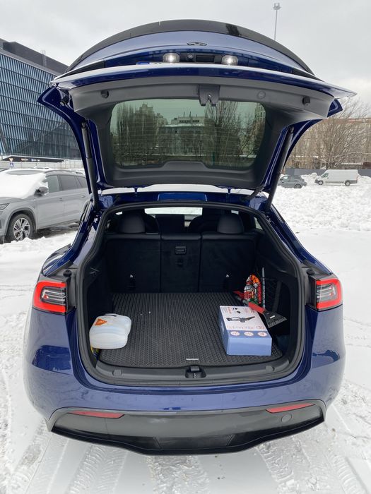 Tesla Model Y Dual Motor Long Range 2023