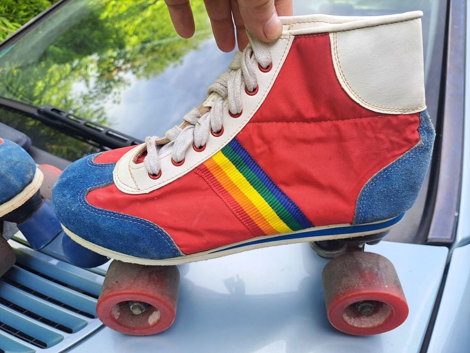 oldschoolowe wrotki Retro tęczowe