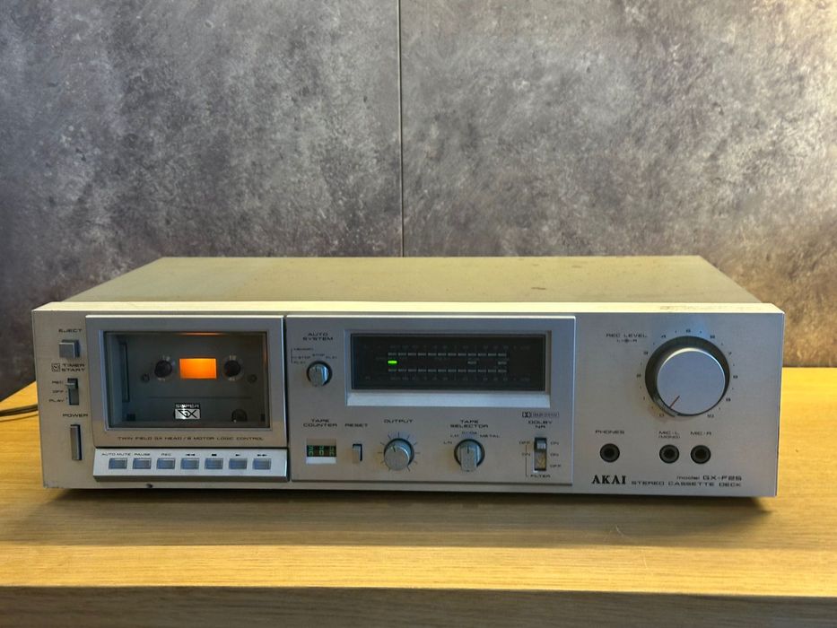 AKAI GX-F25 Кассетный магнитофон / дека