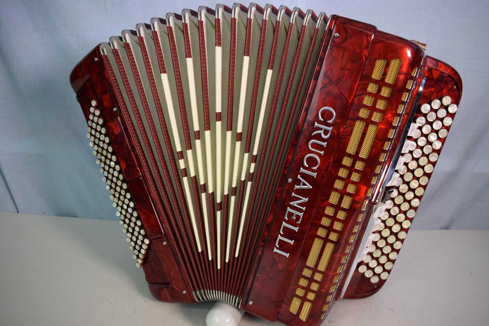Acordeao Crucianelli 3 Voz. N  115