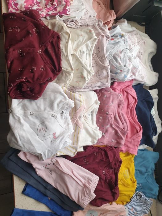 Ubranka niemowlęce 68