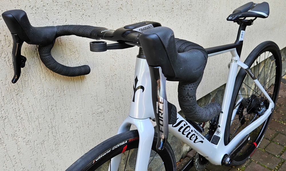Гібридний велосипед Wilier Triestina Filante Sram Force. M