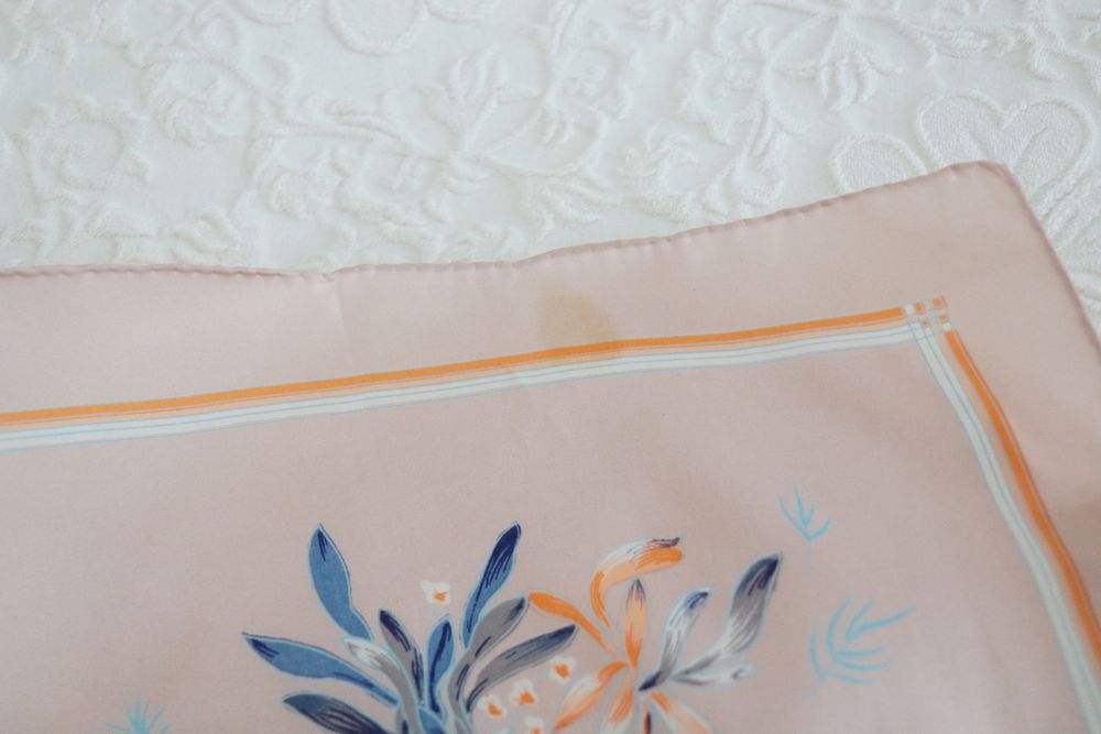 Pastelowa chusta 100% jedwab hand-printed true vintage silk zalando apaszka