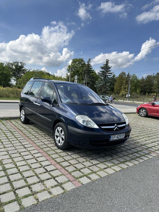 Citroën C8