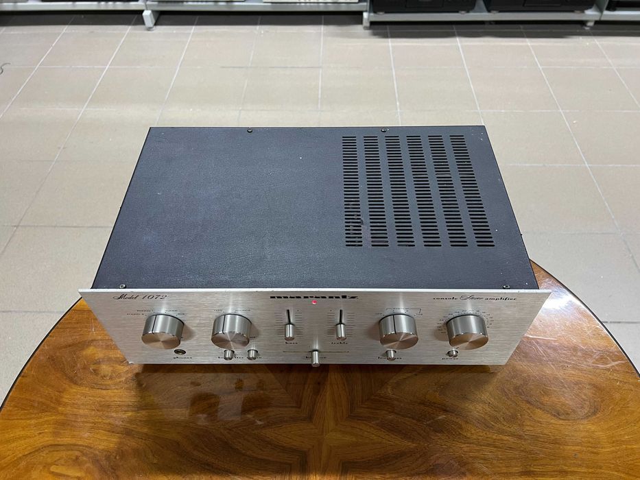 Wzmacniacz Marantz Model No. 1072 Vintage, Audio Room