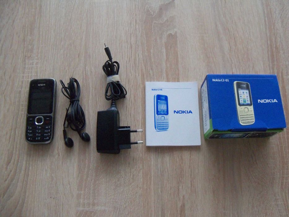 Telefon Nokia C2-01