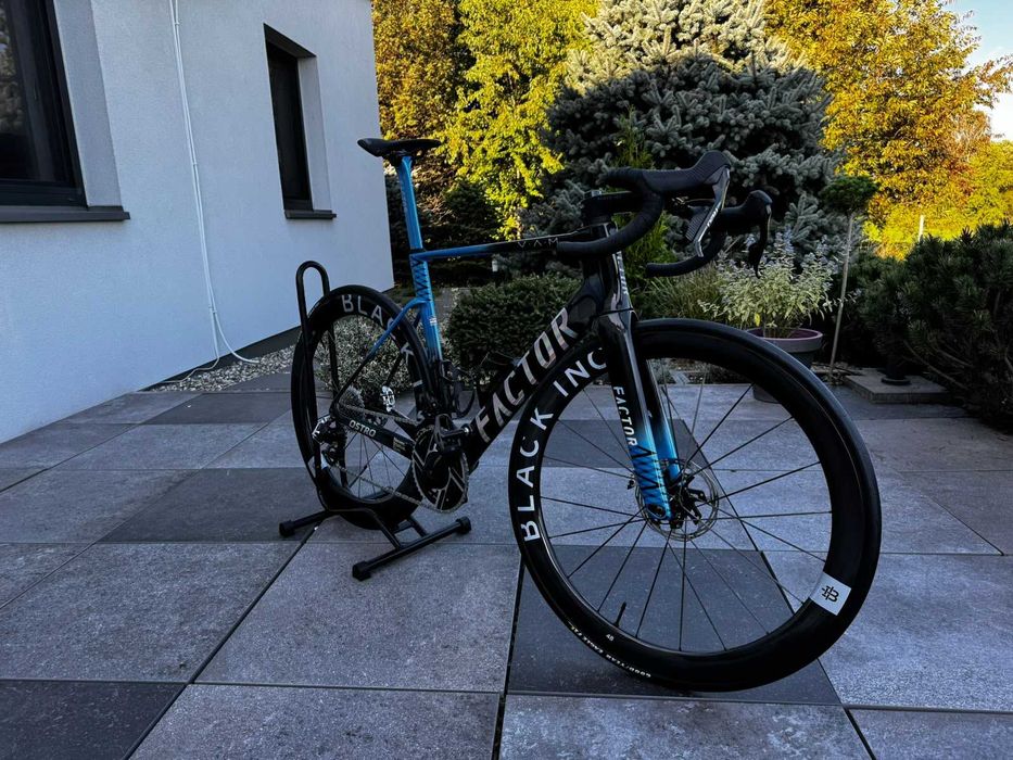 Factor Ostro VAM 2.0 Rozmiar L 56 - Sram Red E1 - pomiar mocy quarq Niski przebieg 3060km  masa 7,03 kg