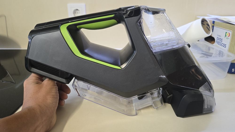 Bissell limpeza de sofas, etc