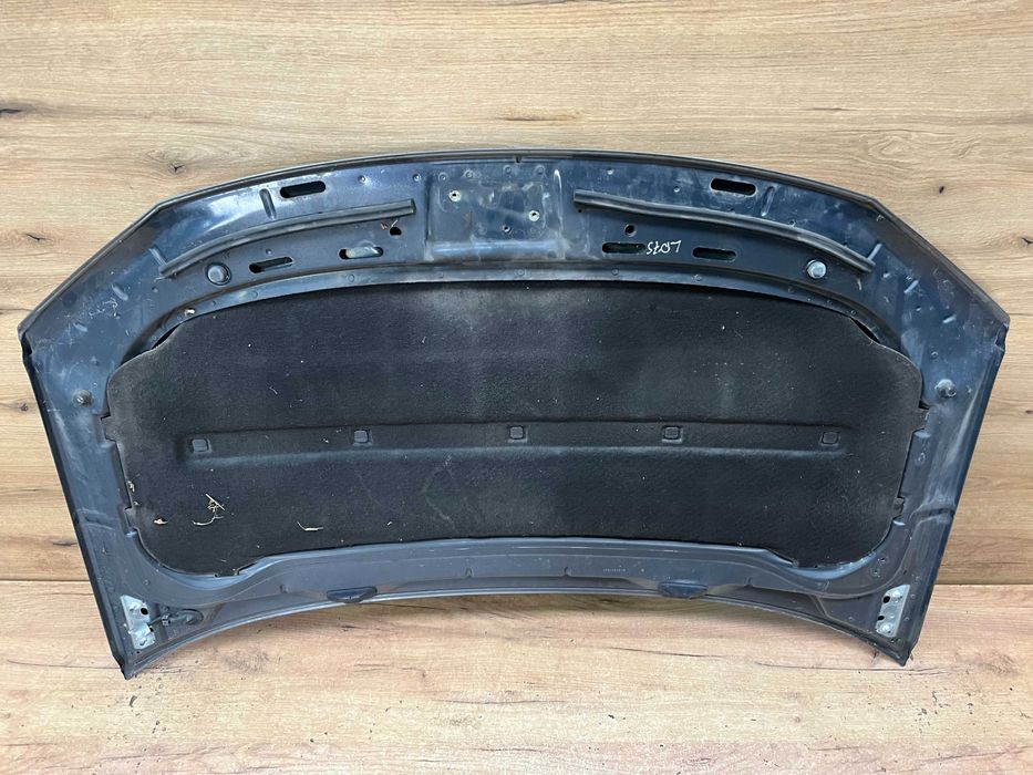 Maska Volkswagen Touran Lift kolor ld7s