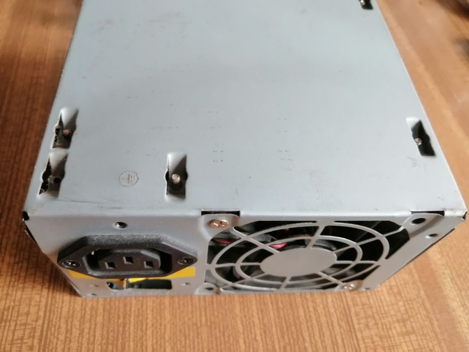 Блок живлення 400 W на запчастини