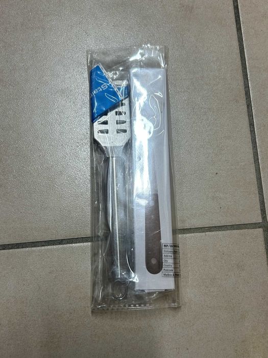 Solidna Skrobaczka do Ryb ze Stali Nierdzewnej – Skrobak do Łusek