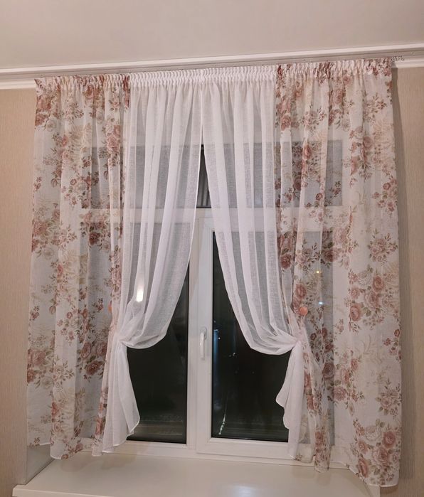 Штори ламбрекен на кухню короткі тюль гардина квіти