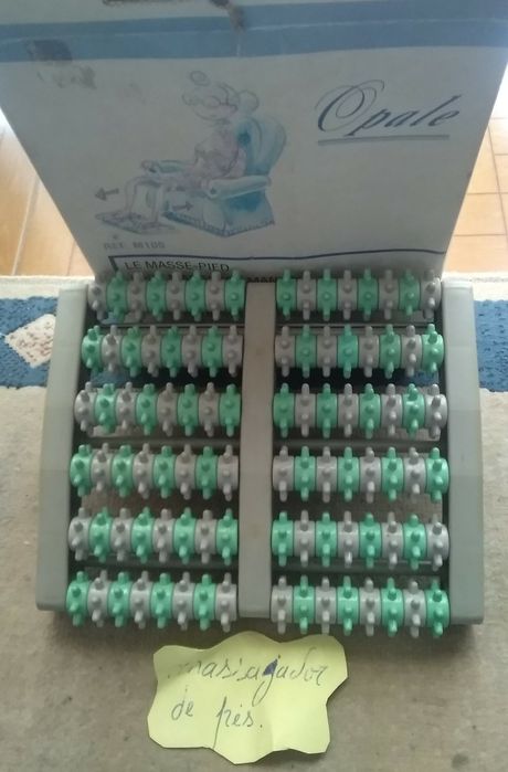 Massajador de pés antigo ,novo.