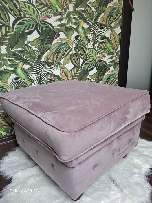 Puff puffa w pudrowo różowym kolorze 60x67x45 cm