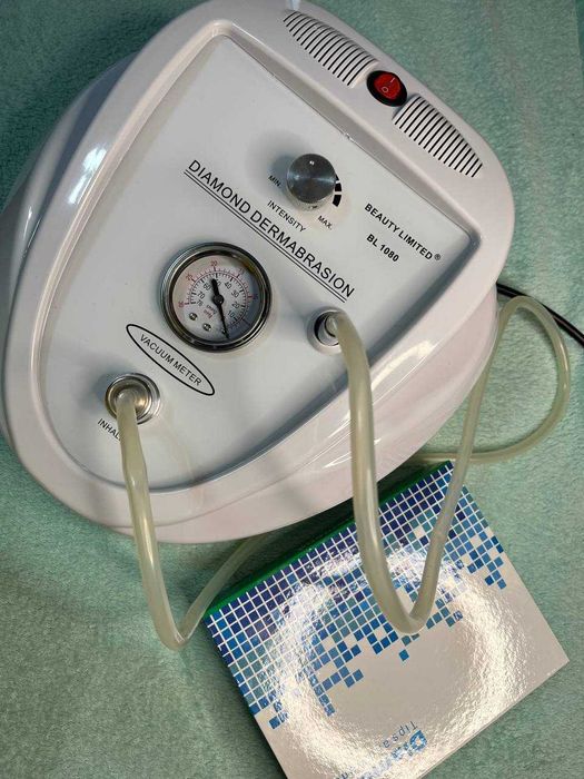 Мікродермобразія діамантова