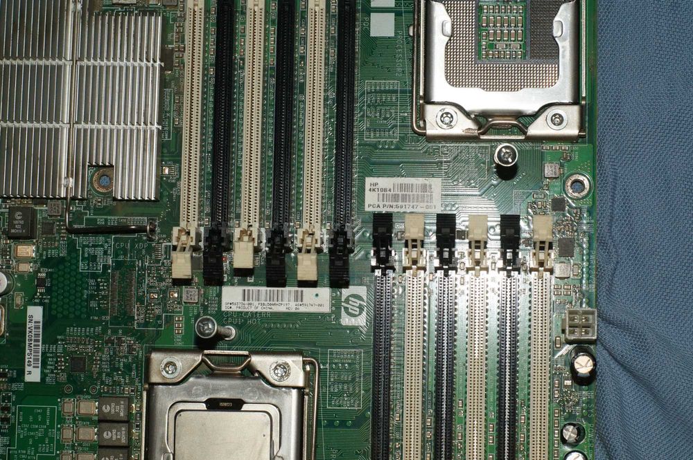 HP SE1120 G7 591747-001 2*s1366 DDR3 ECC REG 2кулери Xeon X5650 Z800
