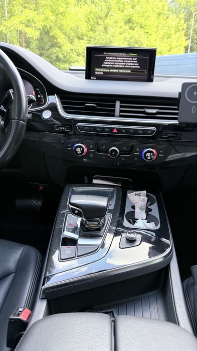 Audi Q7 2019 VIN WA1LAAF7XKD034120 фото оголошення 18 з 24