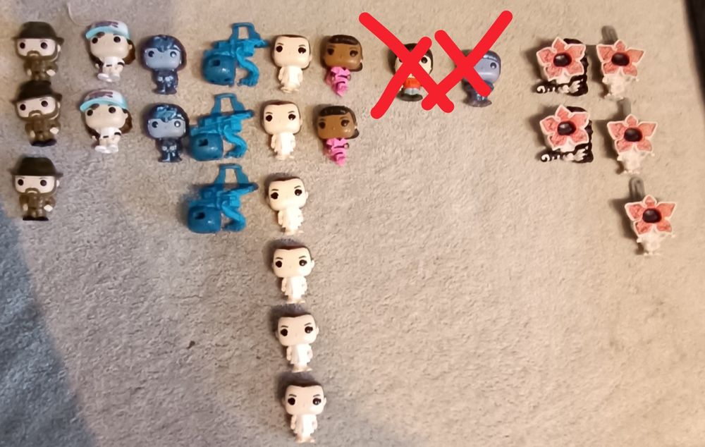 Stranger Things Kinder Joy figurki