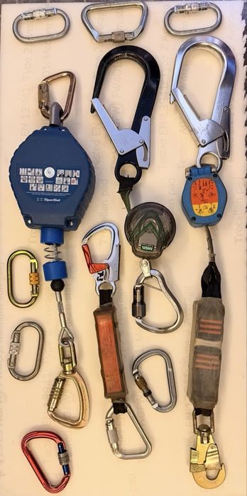 Dispositivos de Retenção de Queda (Retráteis)