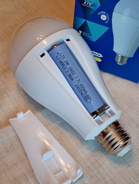 Led Лампа Аккумуляторная 20W  E27