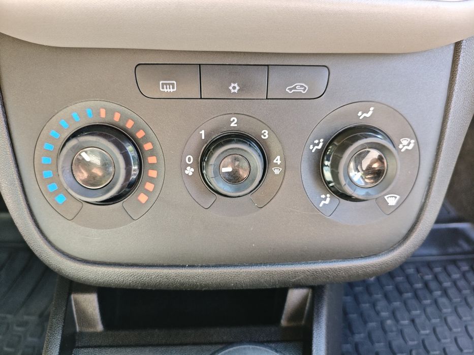 Fiat Linea 2013 VIN ZFA32300003211128 фото оголошення 10 з 24