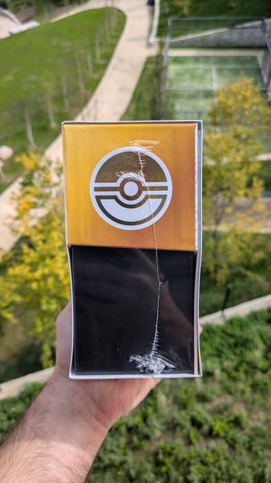 Pokémon TCG: 30th Celebration Elite Trainer Box
