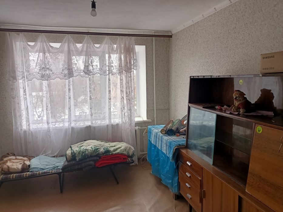 Оренда кімнати в гуртожитку Левка Лук'яненка Сіверський