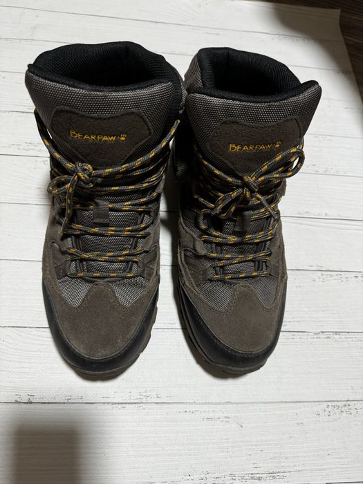 Bearpaw ботинки розмір 42 чоловічі, підліток