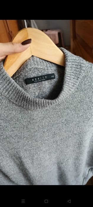 Sweter ciepły damski.