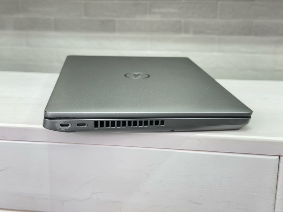 Компактна станція Dell Precision 3470| 12 ЯДЕР| i7-1270P |  32Gb DDR5