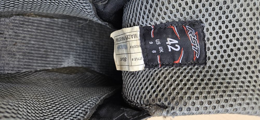 Rst buty 42 motocyklowe czarne ochraniacze motor