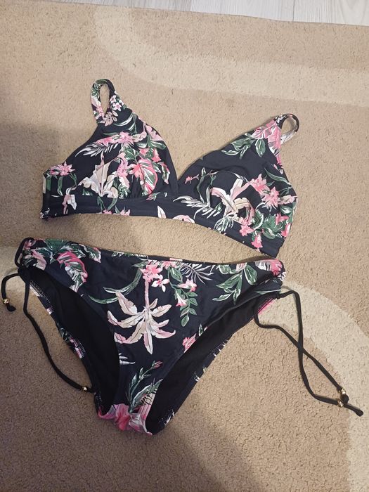 Kostium kąpielowy dwuczęściowy r  42/44