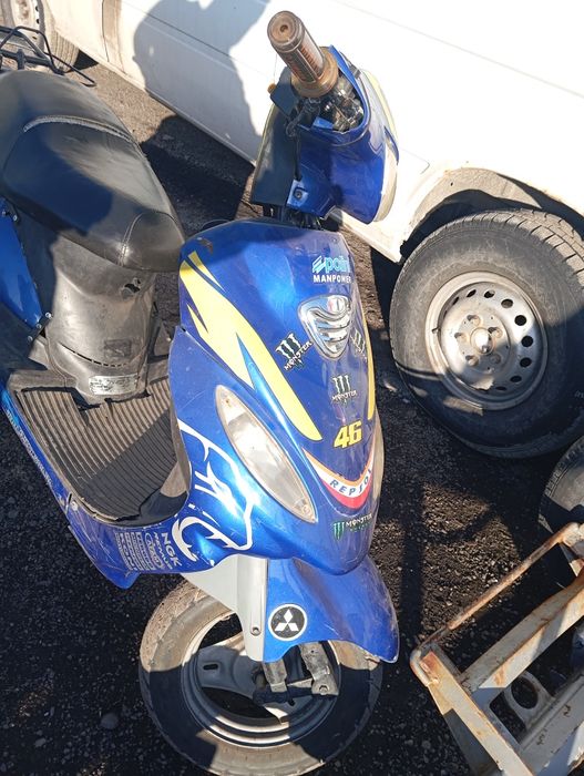 Мопед ямаха заводится