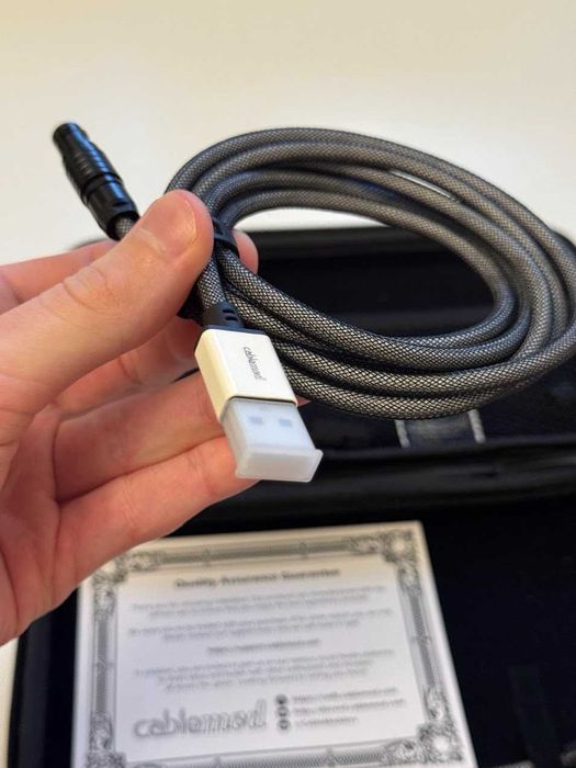 Kabel CableMod Custom Czarno-Bialy Aviator USB-C Na zamówienie Premium