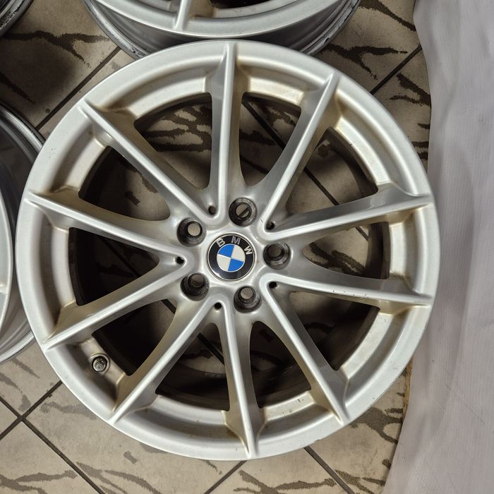 201) Felgi BMW 17 cali