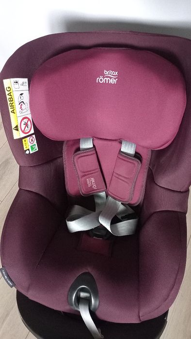 Fotelik Britax Romer Dualfix M size