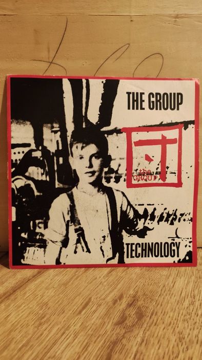 Winyl The Group Technology mały winyl