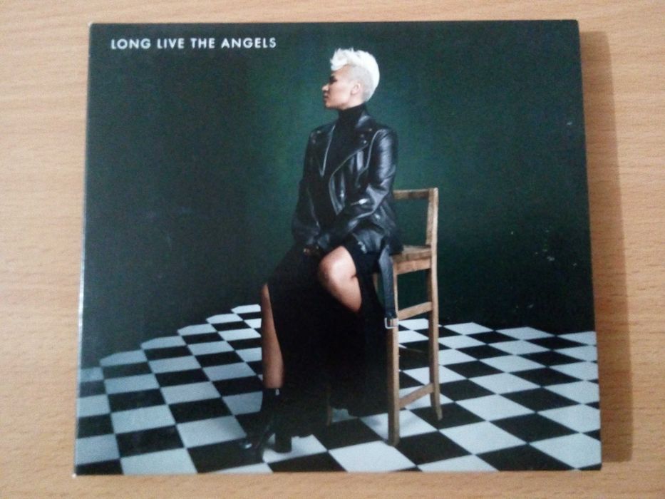EMELI SANDÉ - Long Live The Angels