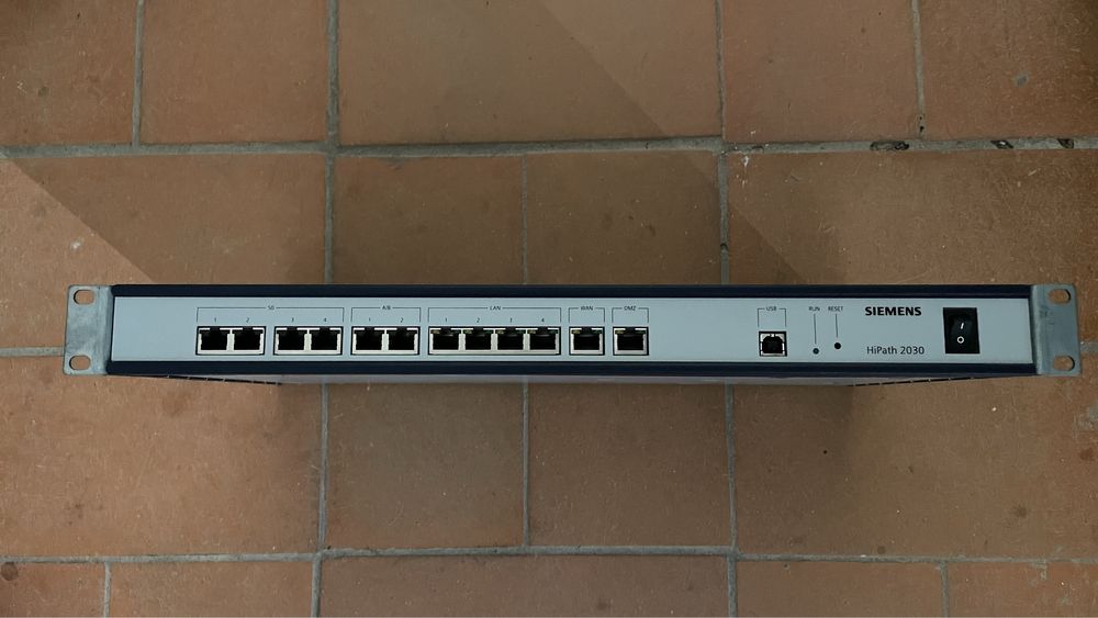 Siemens HiPath 2030 Telephone Exchange64585668071043121