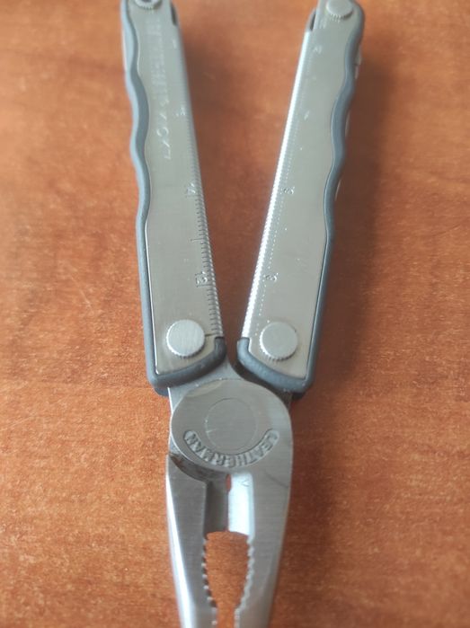 Leatherman Kick multitool scyzoryk