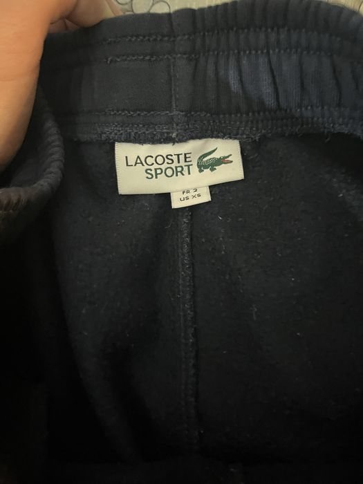 Спортивні штани Lacoste на флісі M розміру