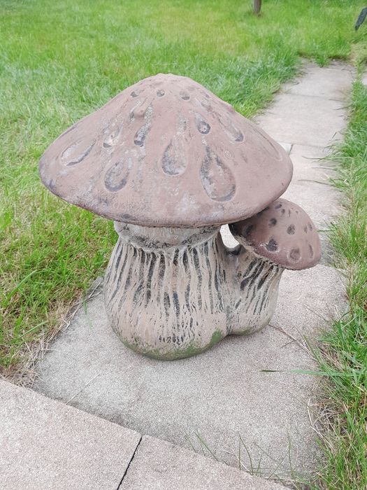 Nowy grzyb grzybek figurka ogrodowa ceramiczna